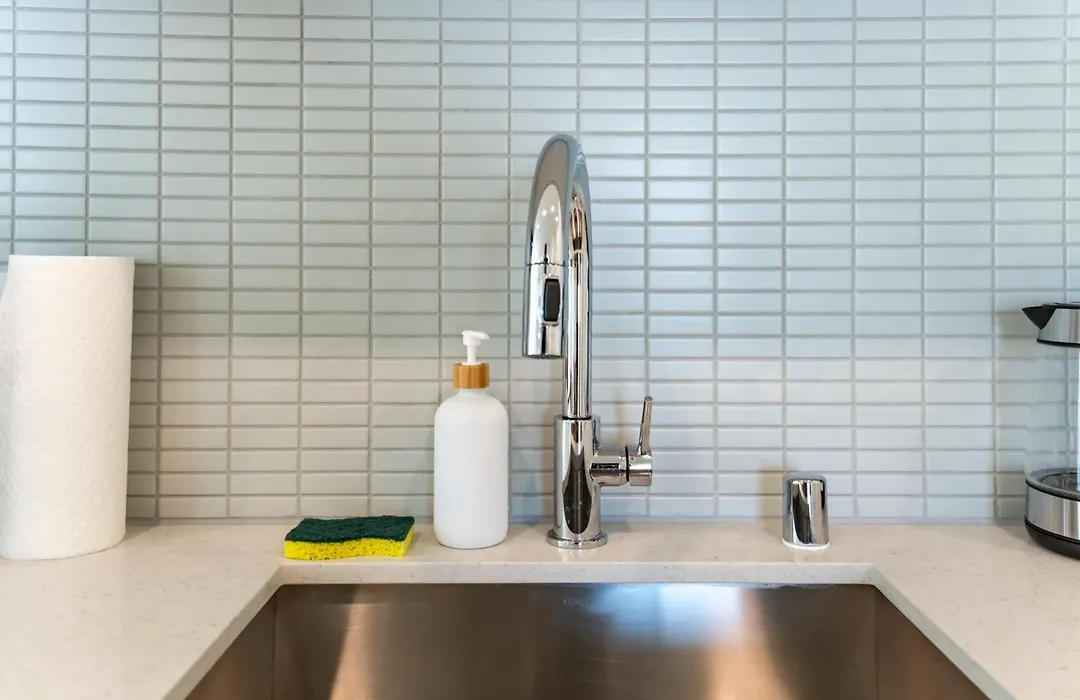 Luxury 2 Bedroom Residence With Fitness And Outdoor Pool-1